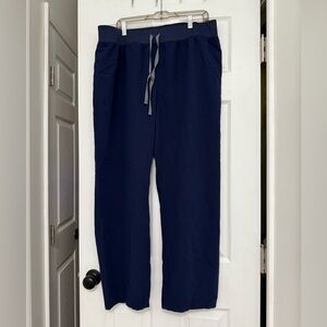 Figs women’s Livingston scrub pant